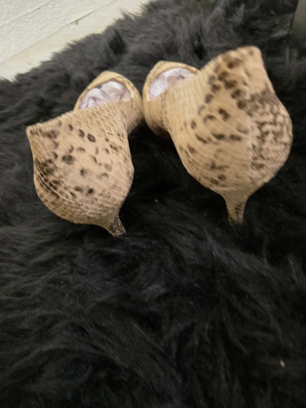 Louise et Cie Beige Snake-Print Pointed-Toe Heels
